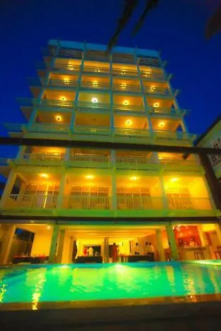 Beacon Beach Hotel Negombo 4*,