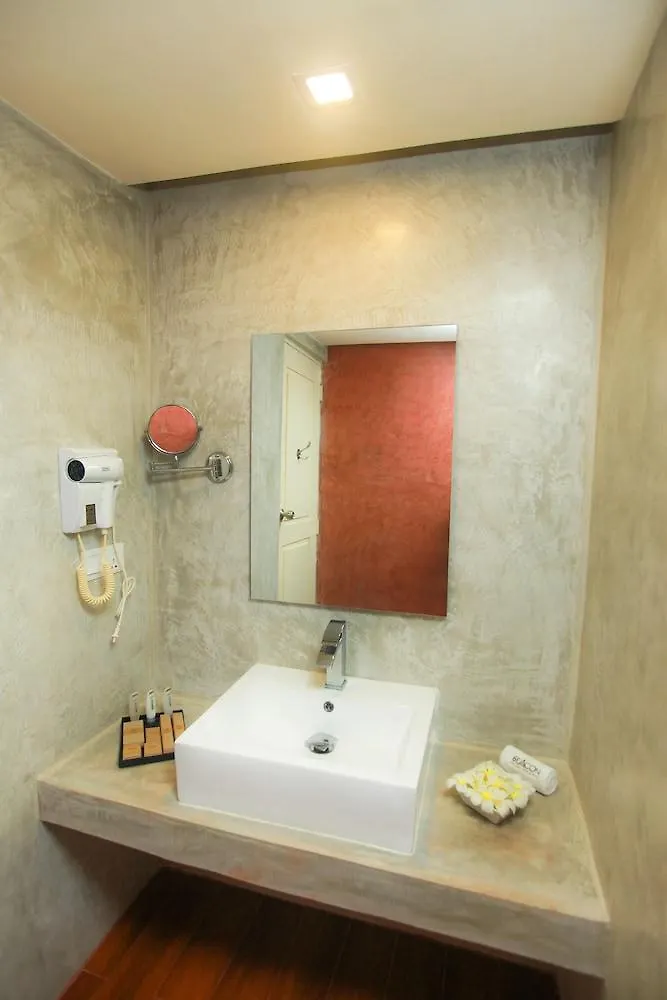 ****  Beacon Beach Hotel Negombo Sri Lanka